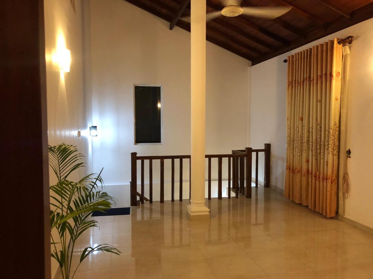 Helianto Social Villa Bentota Luaran gambar