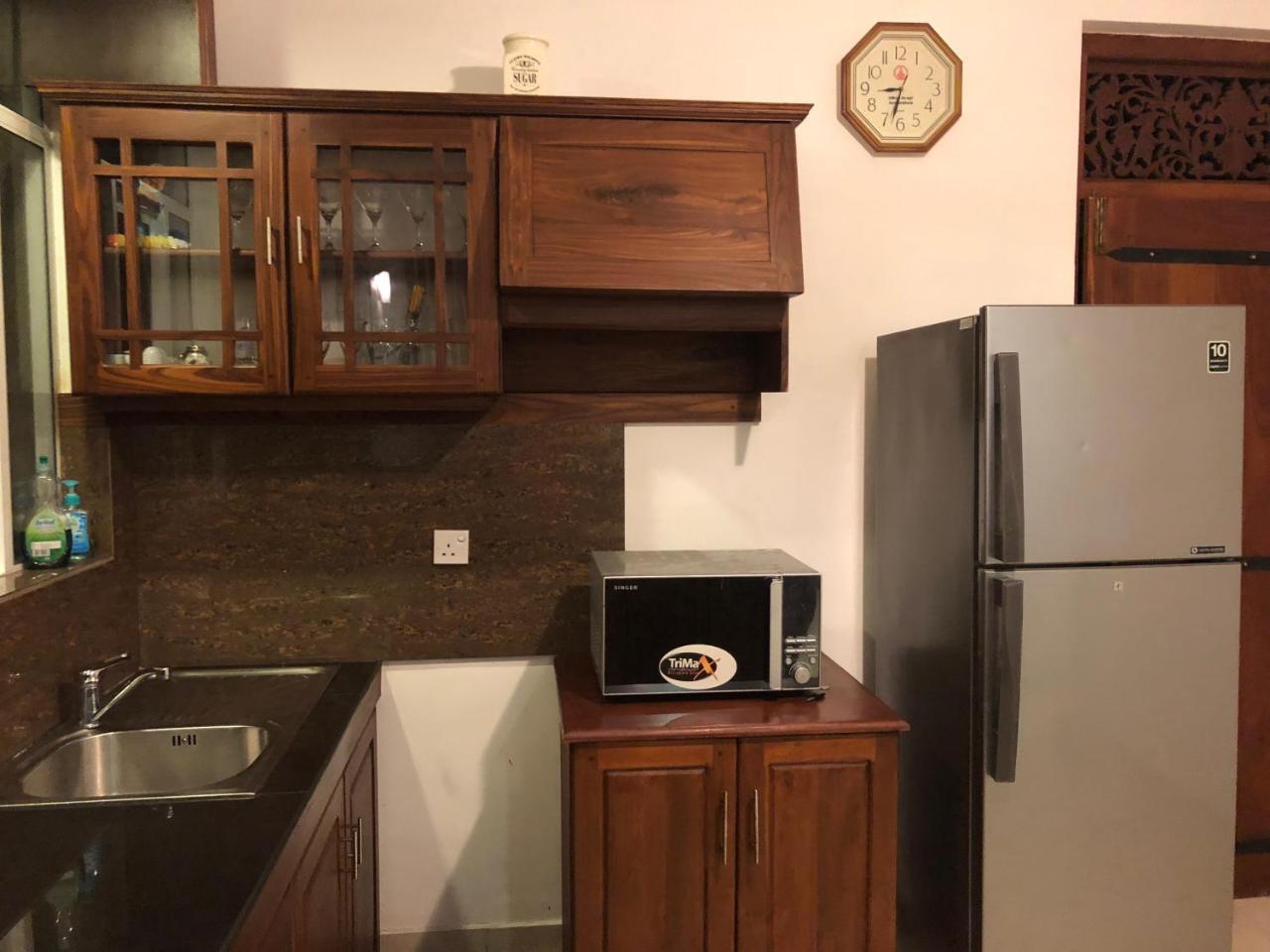 Helianto Social Villa Bentota Luaran gambar
